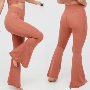 Aerie Real Me High Rise Crossover Super Flare Leggings